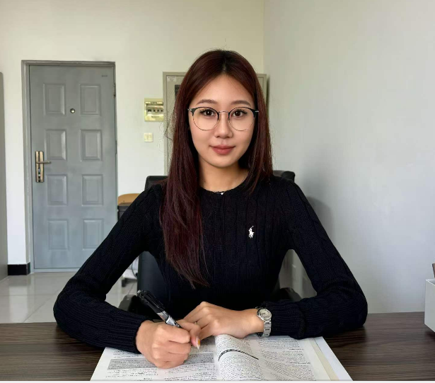 教师风采—— 孟柳岑